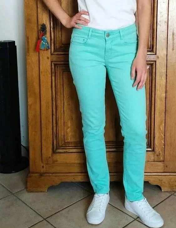 Jean couleur menthe excellent état marque Denim life taille 36